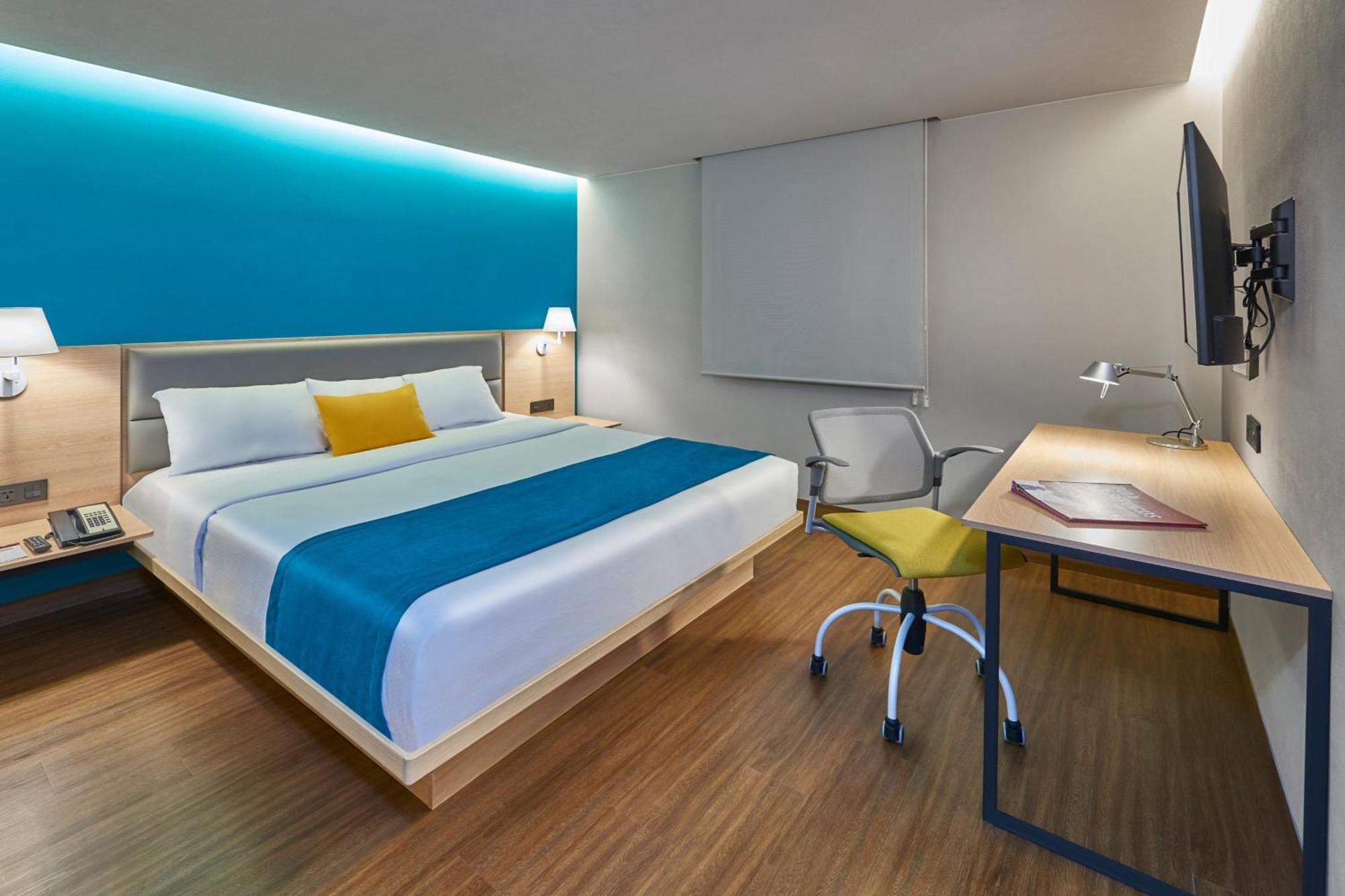City Express Suites By Marriott Cancun Aeropuerto Alfredo V. Bonfil Esterno foto