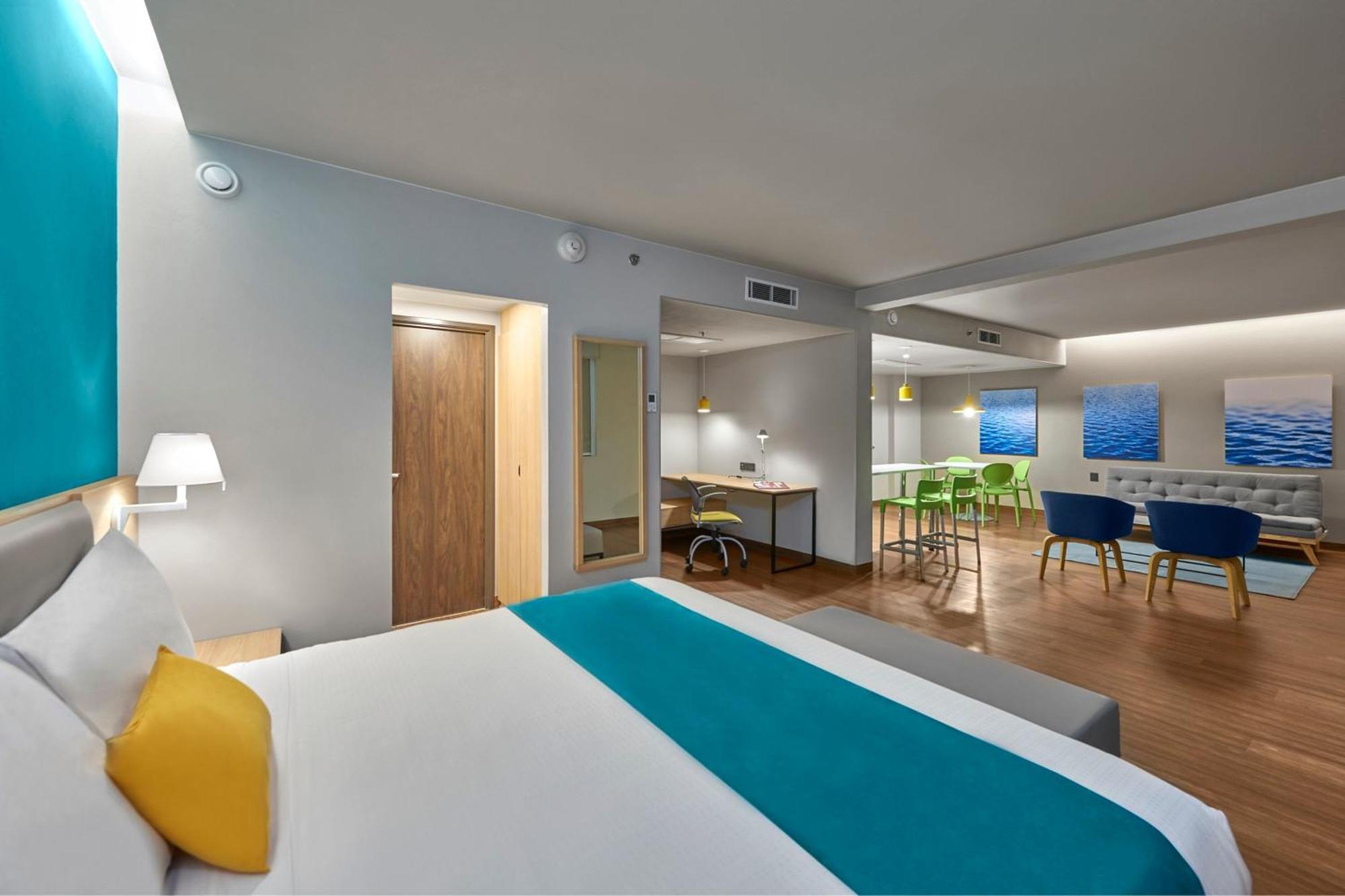 City Express Suites By Marriott Cancun Aeropuerto Alfredo V. Bonfil Esterno foto
